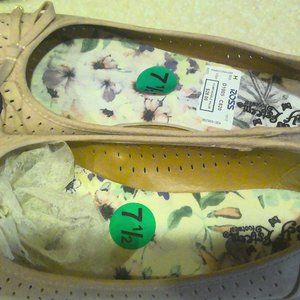 SELF ESTEEM FOOTWEAR-SOFT PINK FELT BALLET STYLE SLIP ON SHOE WITH BOW-7 1/2-NEW